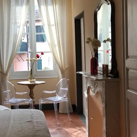 Bed & Breakfast Bb Palazzo Doria 3*